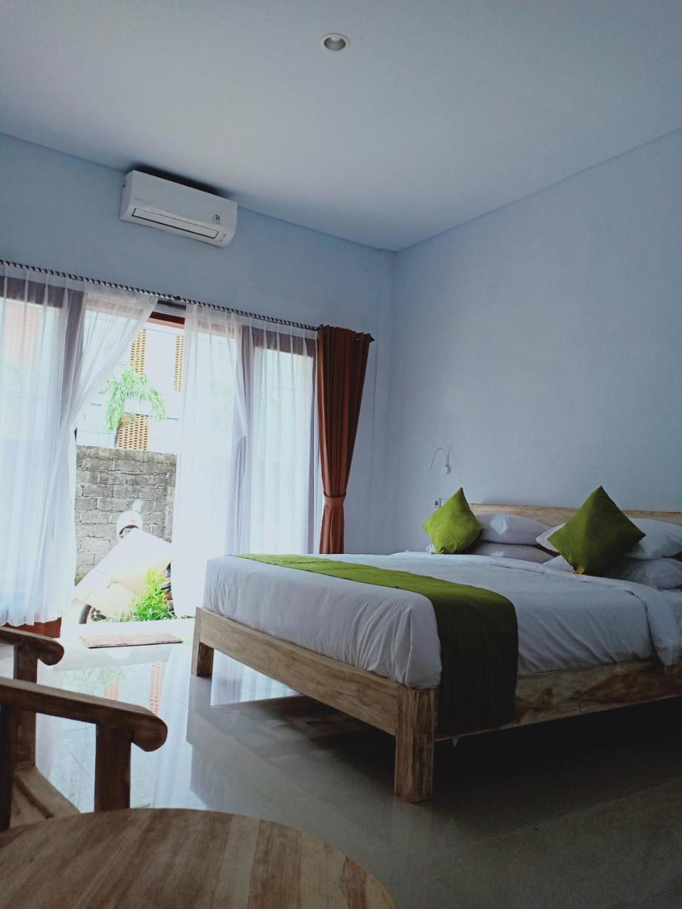 The Lonceng By Sila Dharma Hotel Canggu  Exterior photo