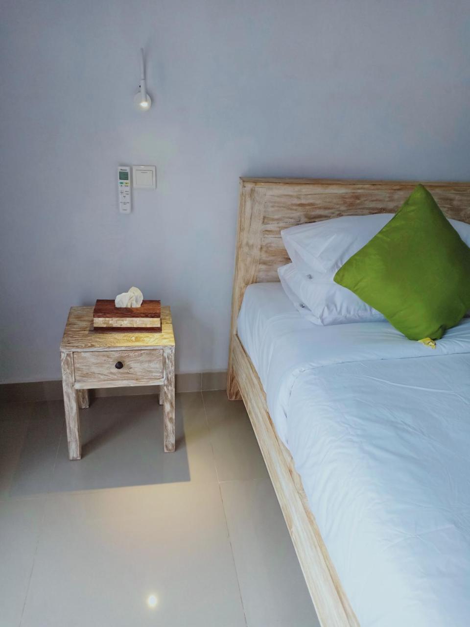 The Lonceng By Sila Dharma Hotel Canggu  Exterior photo